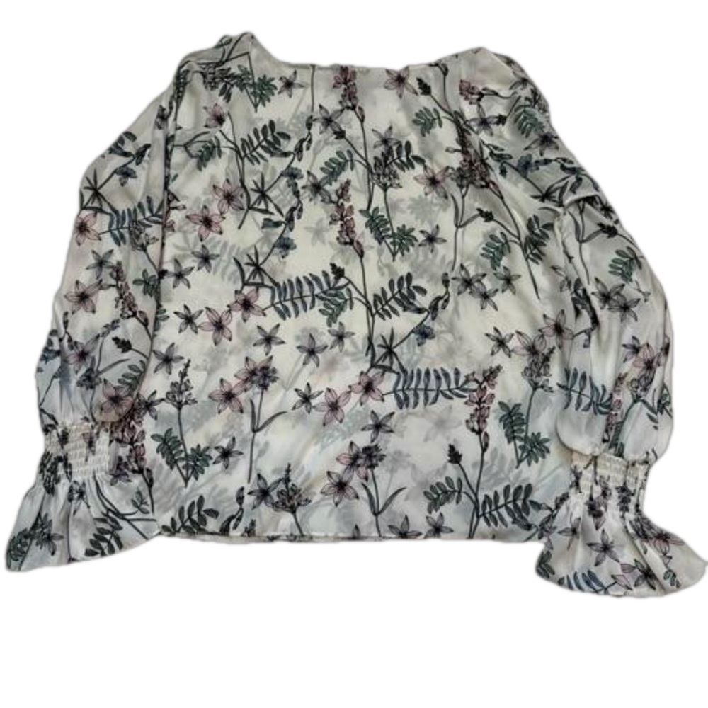 Vince Camuto Cold Shoulder White Floral Blouse Top Size XS Gathered at Wrist NEW - Picture 4 of 16